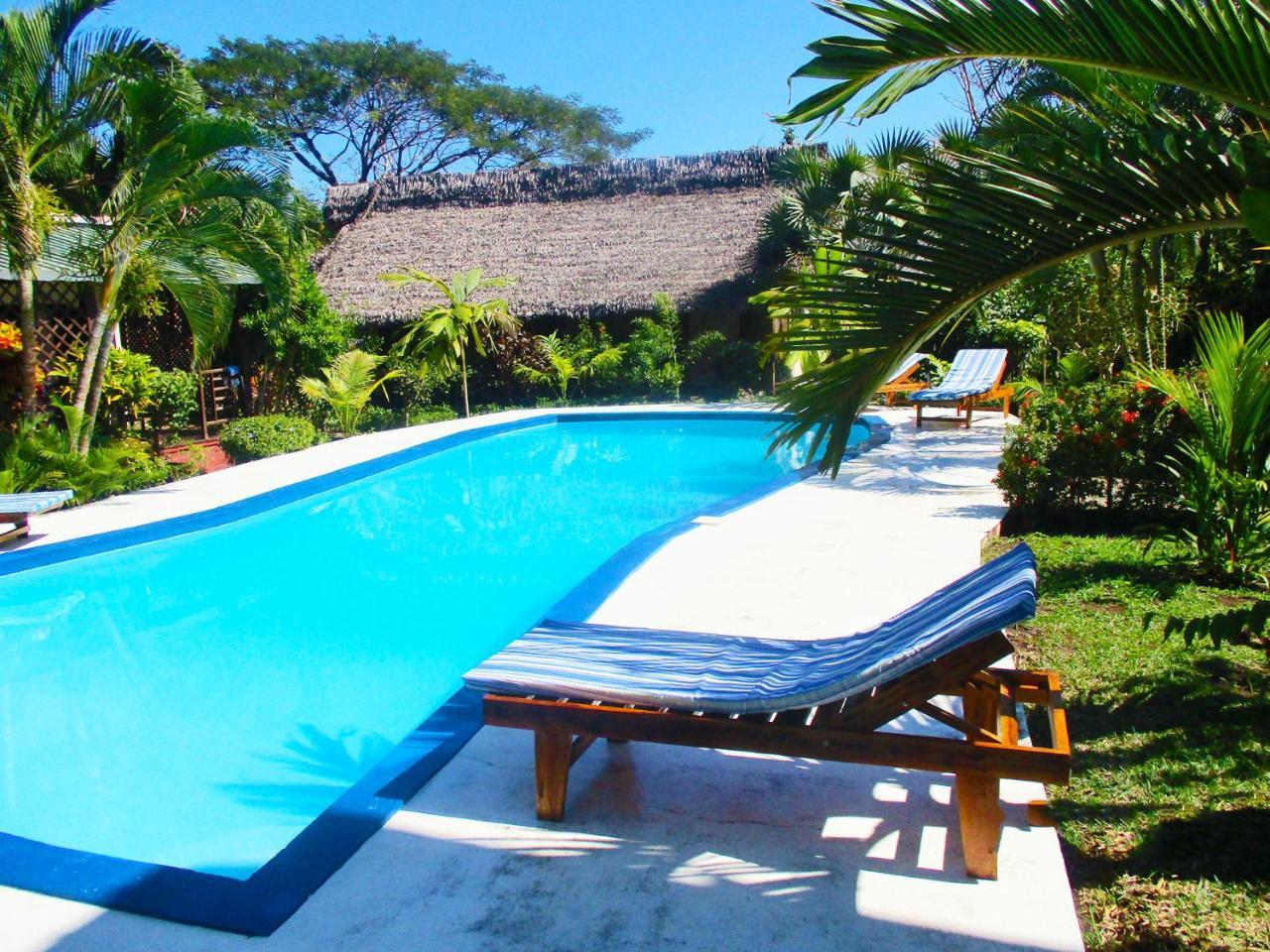 Tropic Hotel Ambondrona  外观 照片